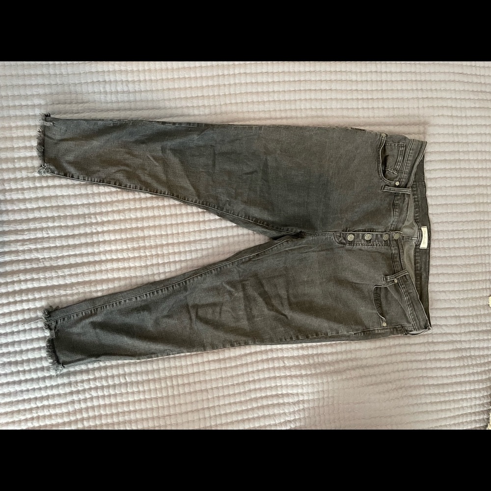 Madewell 20W Petite High Rise Skinny 35P Black Ripped Jeans
